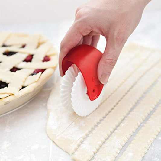 Pastry wheel roller